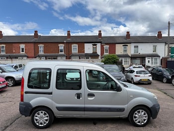 Used Renault Kangoo 2009 for sale - 76730091: Photo