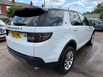 Used Land Rover Discovery Sport 2016 for sale - 79463538: Photo