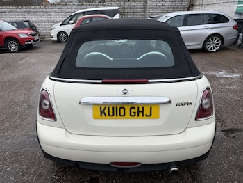 Used MINI Convertible 2010 for sale - 77558525: Photo