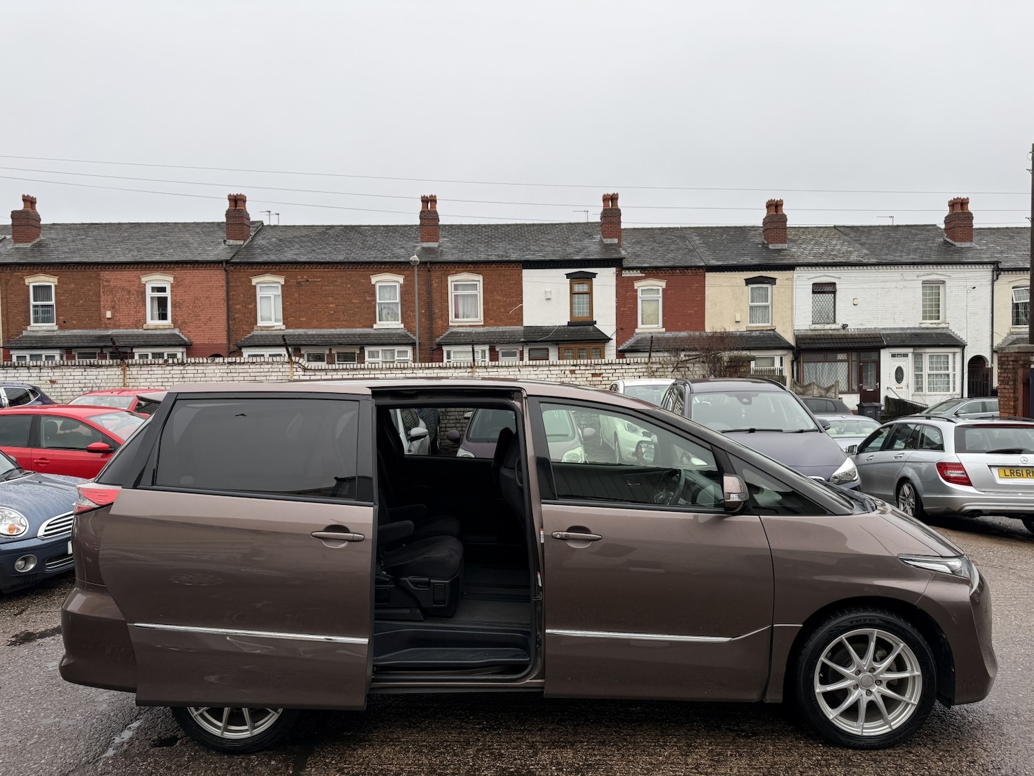 Used Toyota Estima 2016 for sale - 77694262: Photo 10