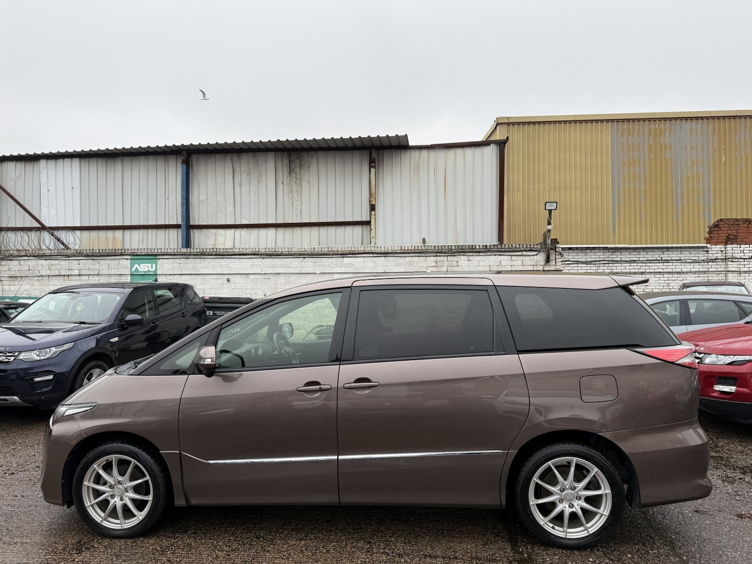 Used Toyota Estima 2016 for sale - 77694262: Photo 6