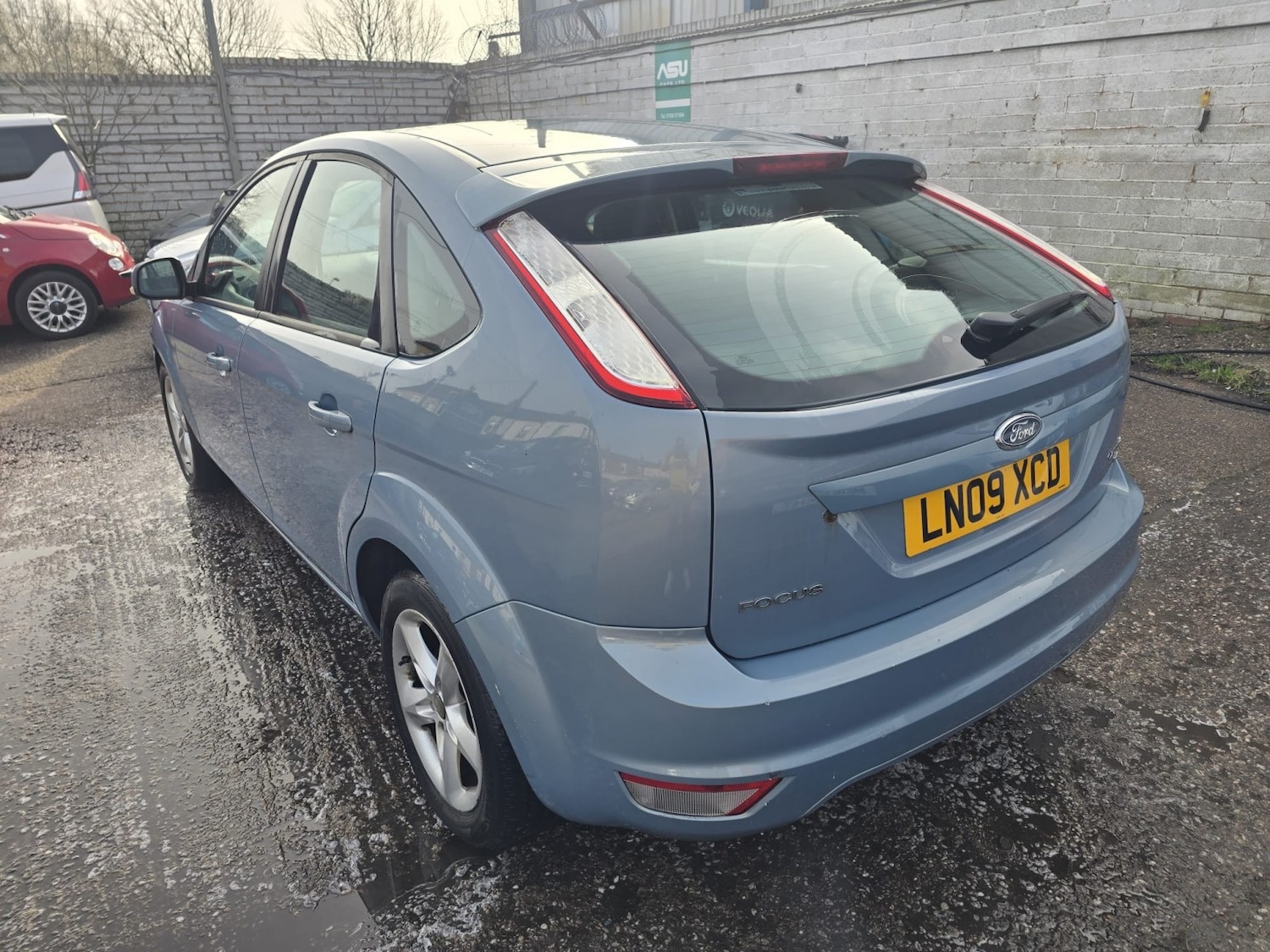 Used Ford Focus 2009 for sale - 77792856: Photo 4