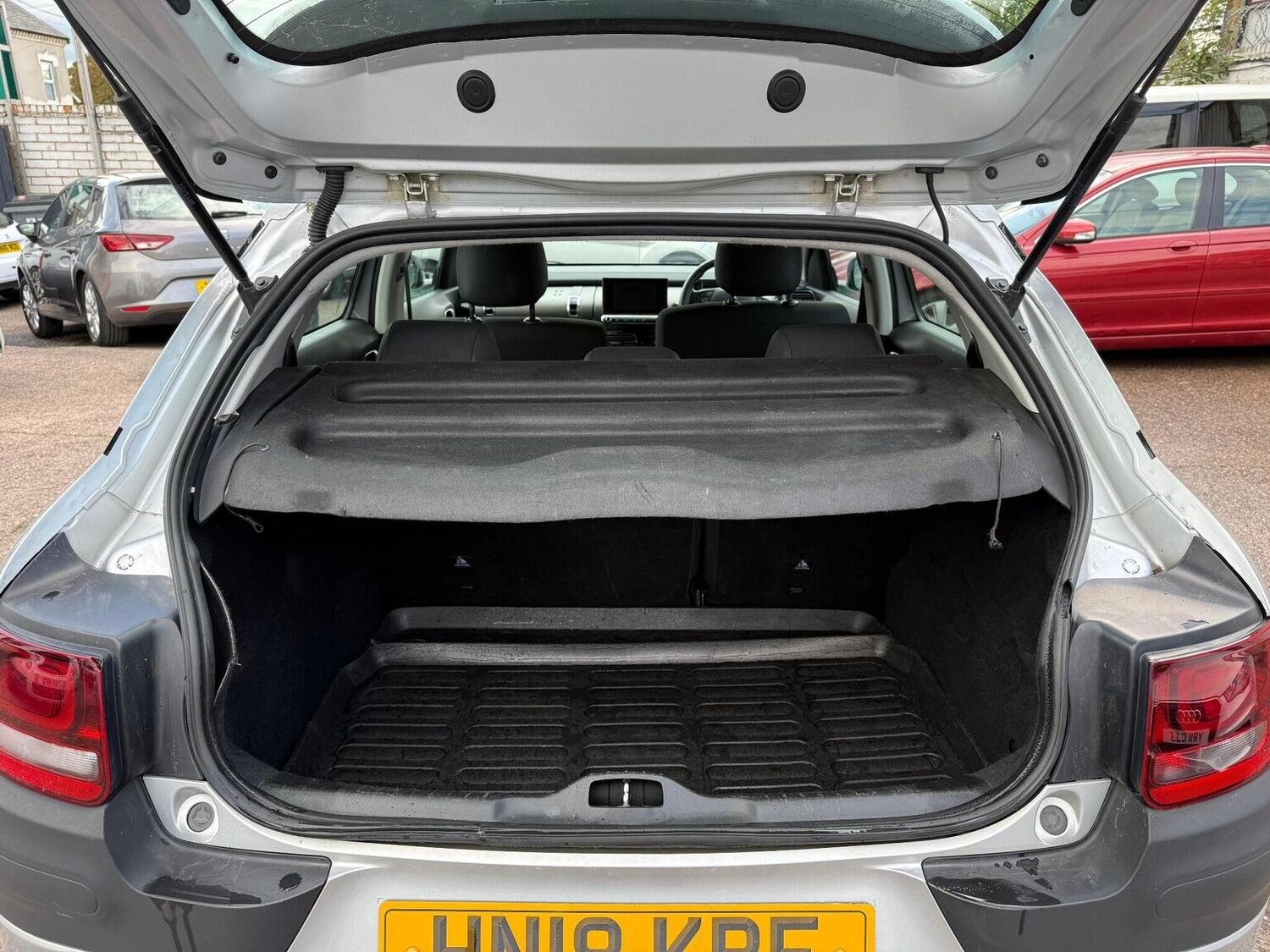 Used Citroen C4 Cactus 2018 for sale - 77891558: Photo 9