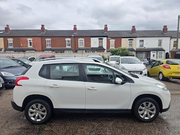 Used Peugeot 2008 2014 for sale - 76730071: Photo