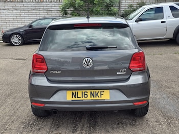 Used Volkswagen Polo 2016 for sale - 79017329: Photo