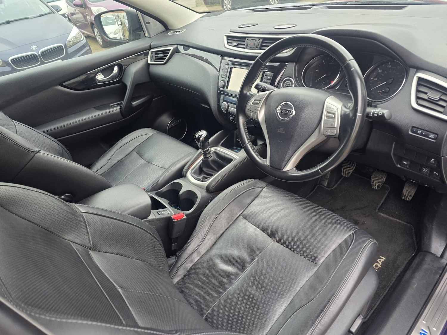Used Nissan Qashqai 2015 for sale - 77595349: Photo 9
