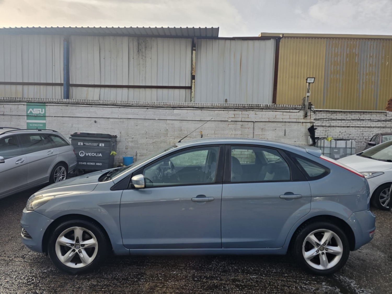 Used Ford Focus 2009 for sale - 78201949: Photo 5
