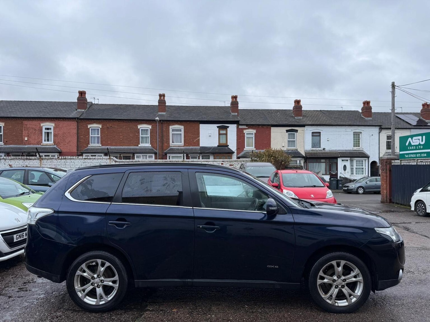 Used Mitsubishi Outlander 2013 for sale - 76725732: Photo 2