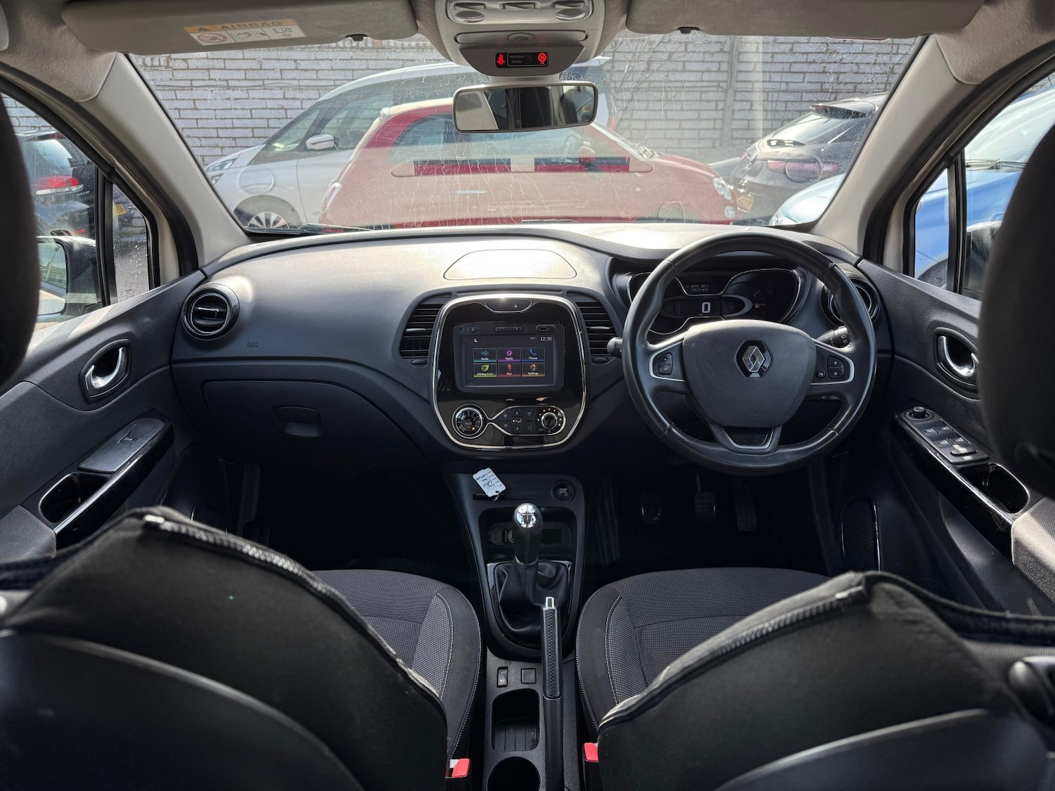 Used Renault Captur 2016 for sale - 77643763: Photo 12