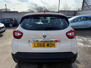 Used Renault Captur 2016 for sale - 77643763: Photo