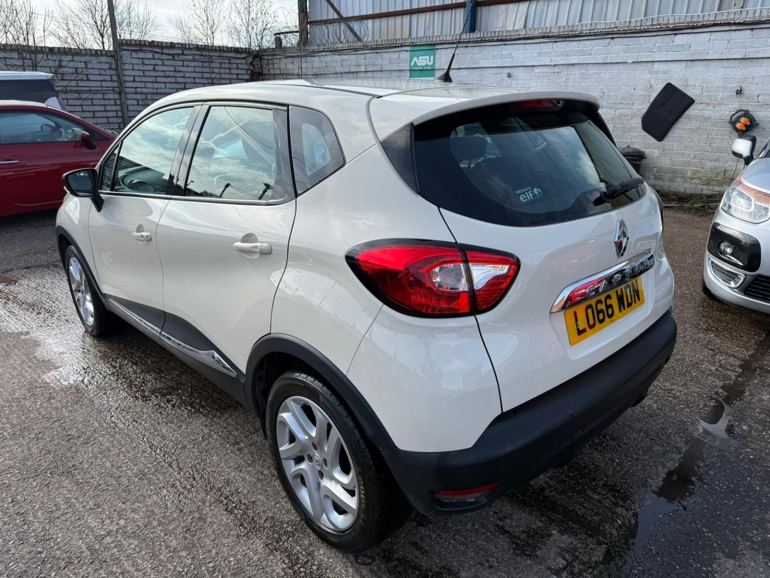 Used Renault Captur 2016 for sale - 77643763: Photo 5