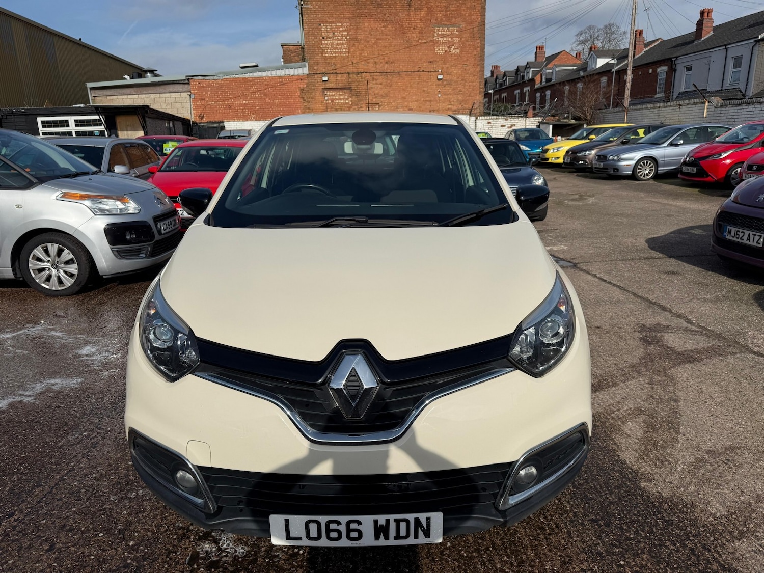 Used Renault Captur 2016 for sale - 77643763: Photo 8