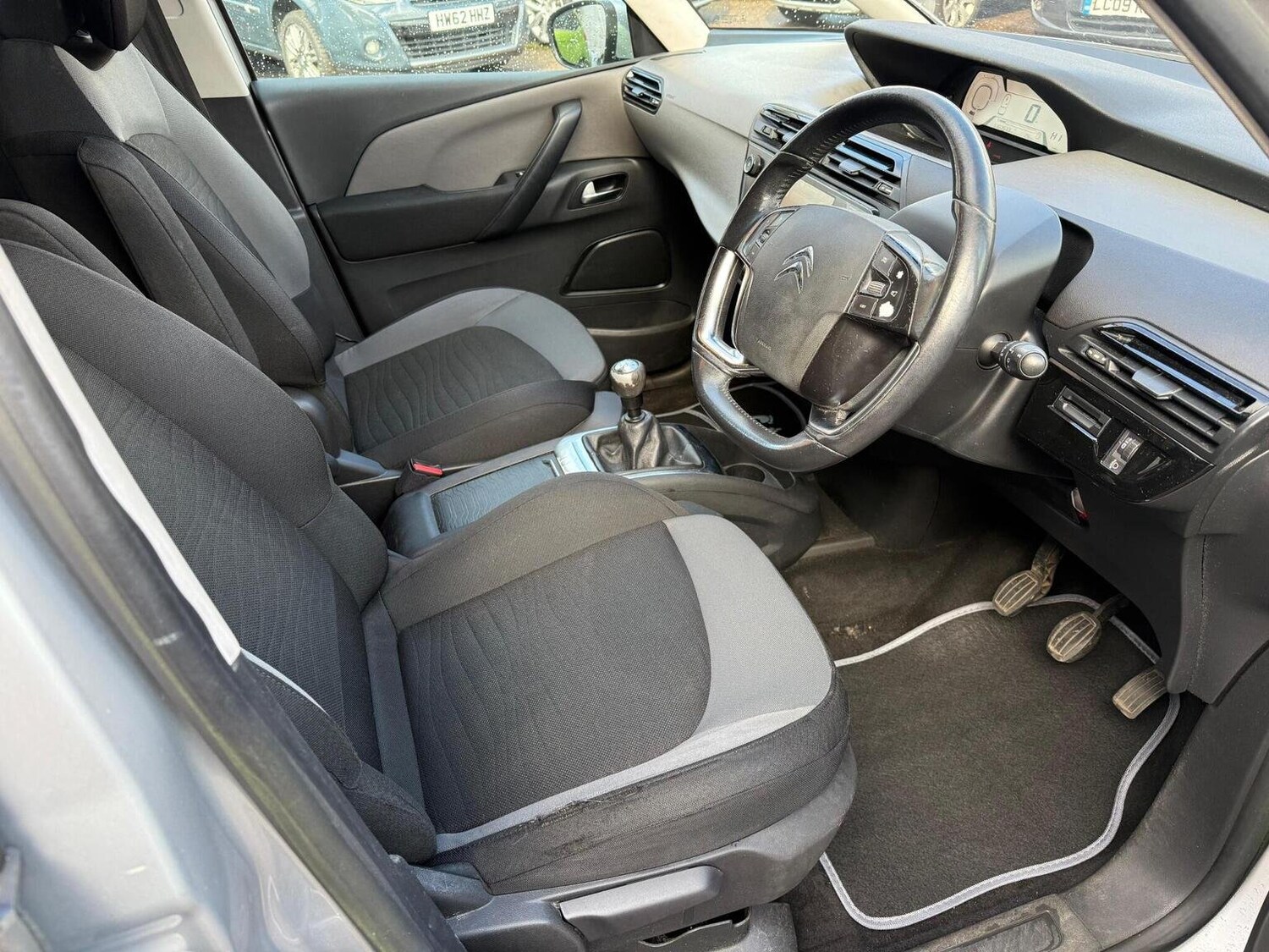 Used Citroen C4 Picasso 2014 for sale - 76730083: Photo 10