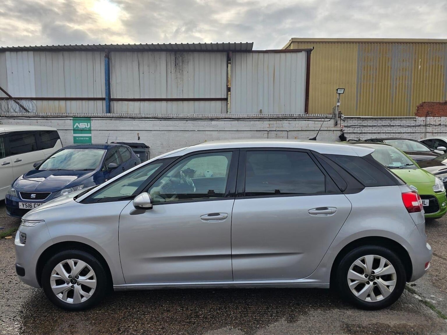 Used Citroen C4 Picasso 2014 for sale - 76730083: Photo 6