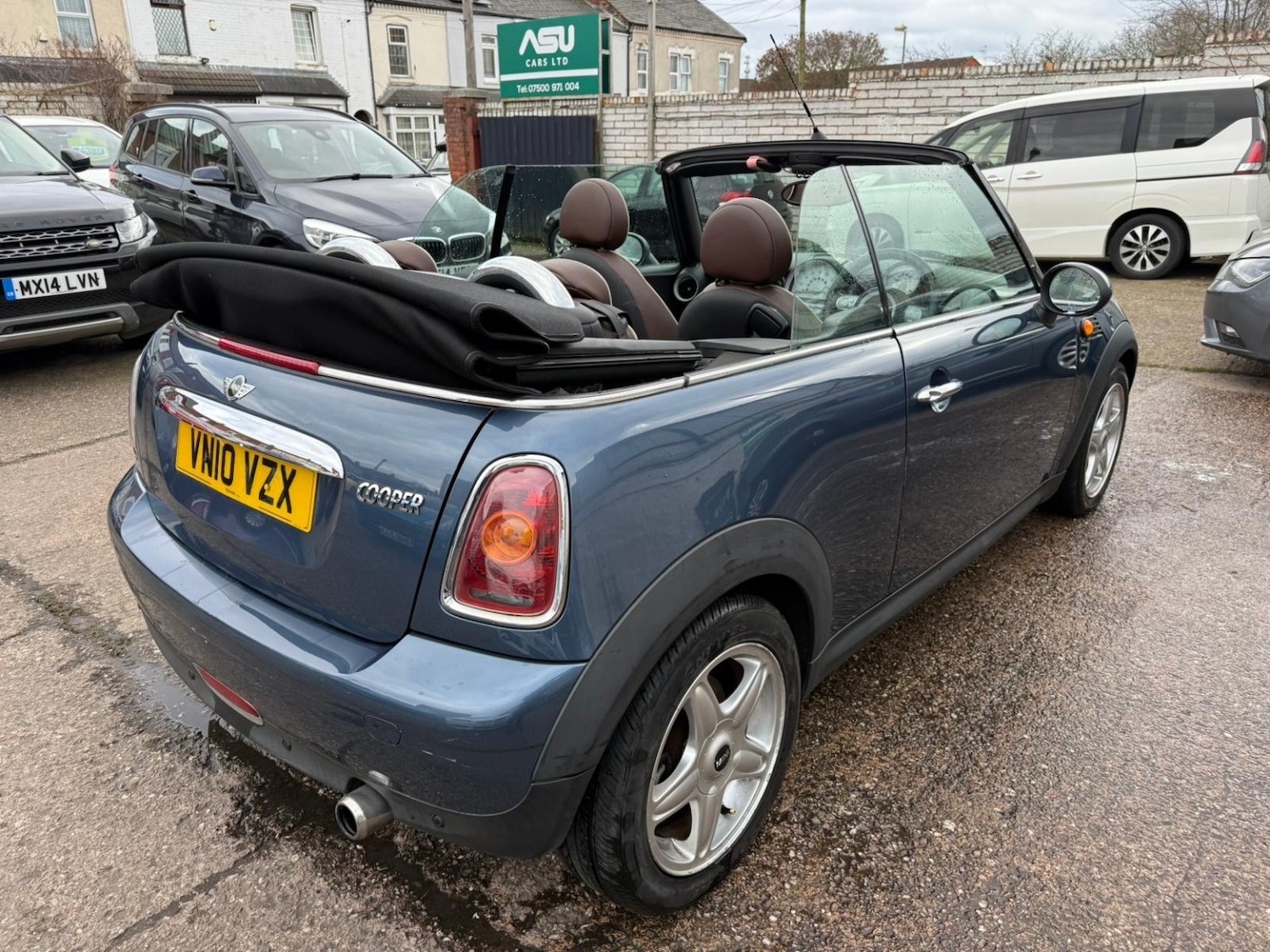 Used MINI Convertible 2010 for sale - 77558523: Photo 9