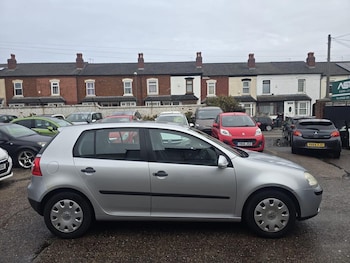 Used Volkswagen Golf 2006 for sale - 76730057: Photo