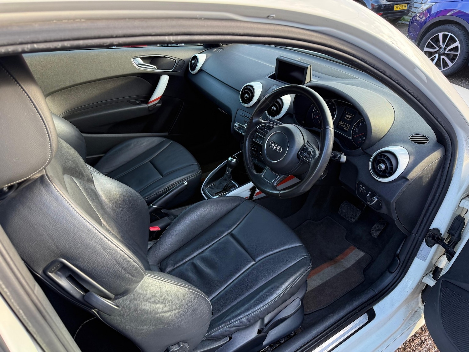 Used Audi A1 2011 for sale - 78084386: Photo 10