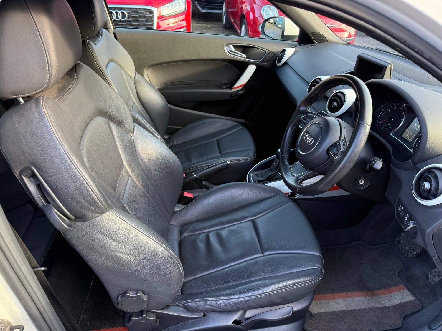 Used Audi A1 2011 for sale - 78084386: Photo 12