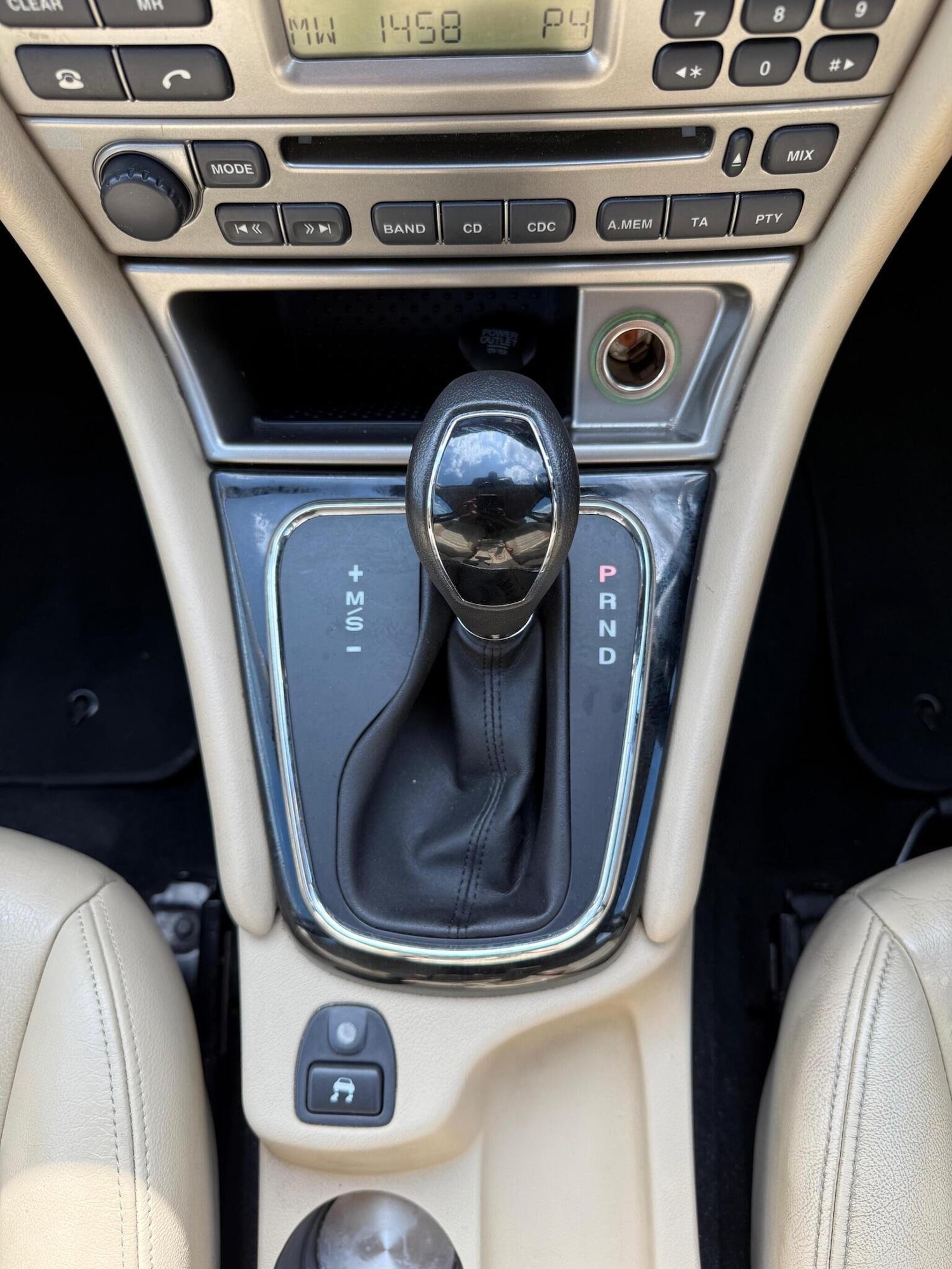 Used Jaguar X-Type 2009 for sale - 76730085: Photo 14