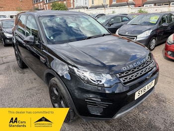 Used Land Rover Discovery Sport 2016 for sale - 79608686: Photo