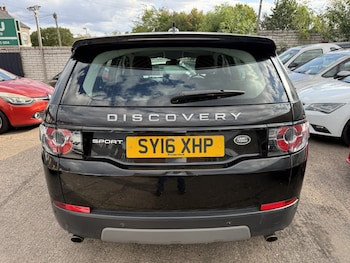 Used Land Rover Discovery Sport 2016 for sale - 79608686: Photo