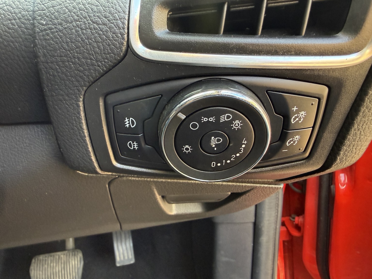 Used Ford Focus 2013 for sale - 77891578: Photo 15