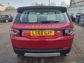 Used Land Rover Discovery Sport 2015 for sale - 77891582: Photo
