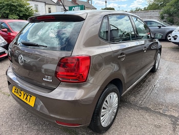 Used Volkswagen Polo 2015 for sale - 79463375: Photo