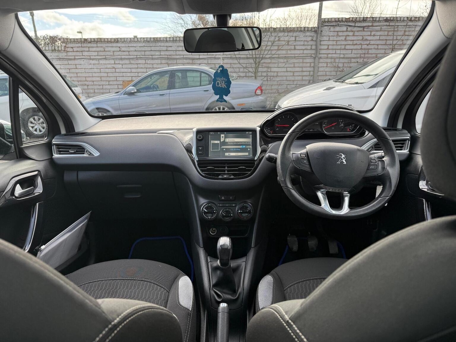 Used Peugeot 208 2014 for sale - 76730059: Photo 12