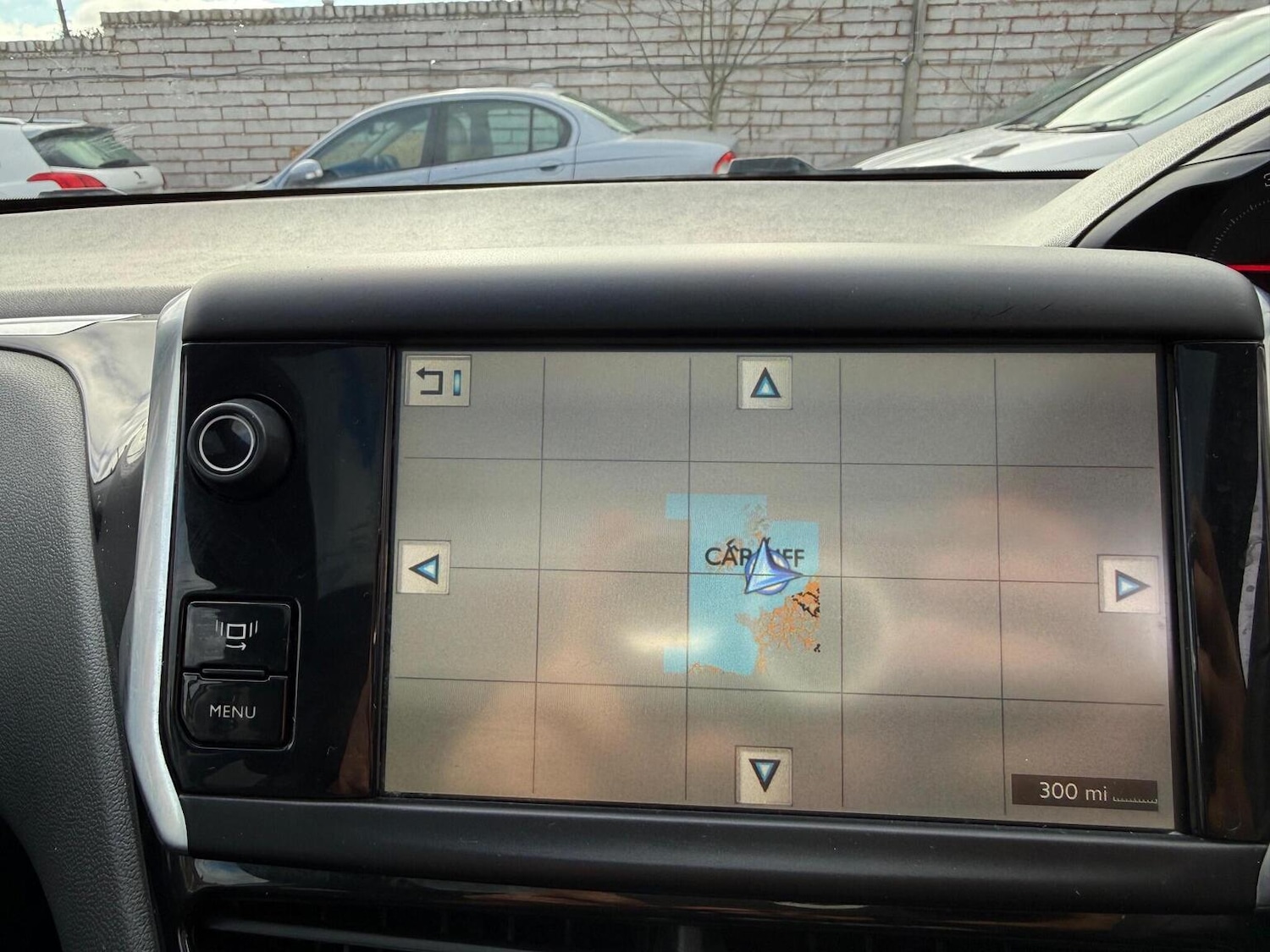 Used Peugeot 208 2014 for sale - 76730059: Photo 14