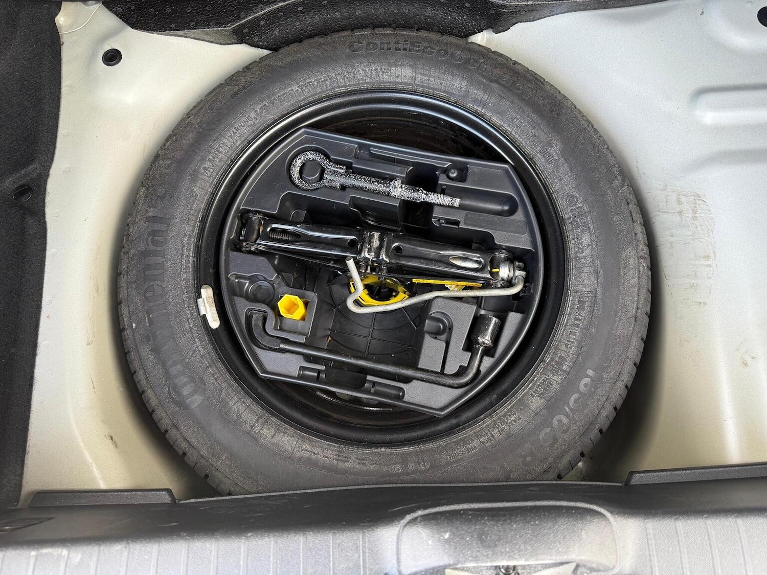 Used Peugeot 208 2014 for sale - 76730059: Photo 16