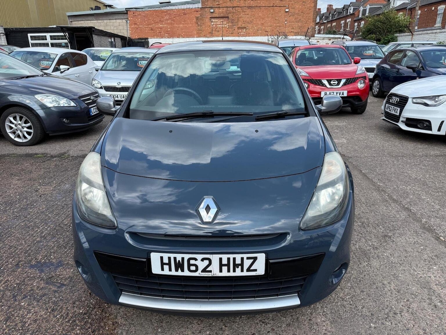 Used Renault Clio 2012 for sale - 76730084: Photo 8