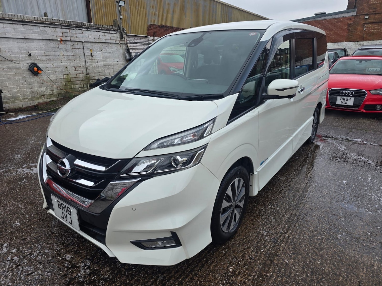 Used Nissan Serena 2026 for sale - 77377793: Photo 7