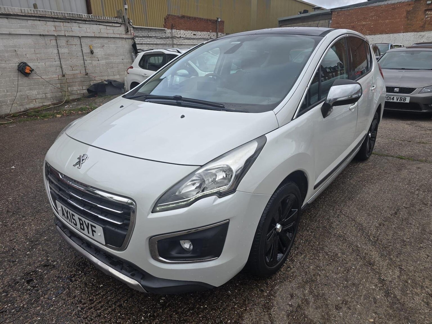 Used Peugeot 3008 2015 for sale - 76730075: Photo 7