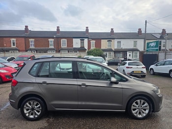 Used Volkswagen Golf SV 2014 for sale - 76730065: Photo