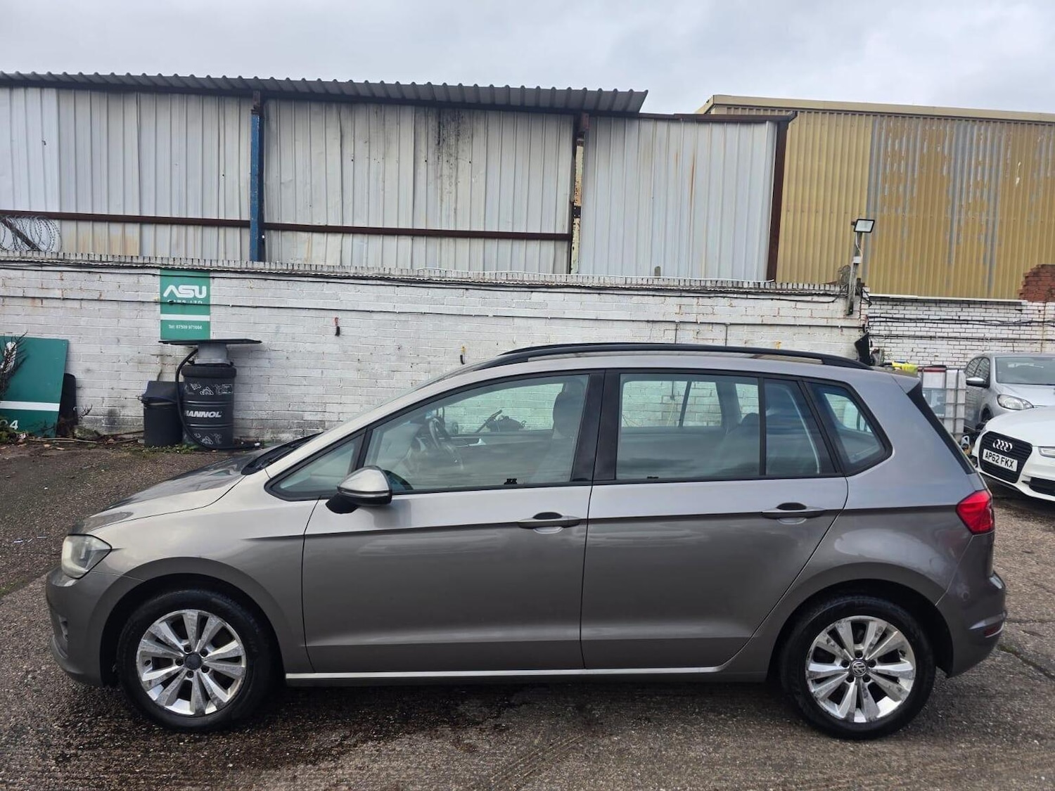 Used Volkswagen Golf SV 2014 for sale - 76730065: Photo 6