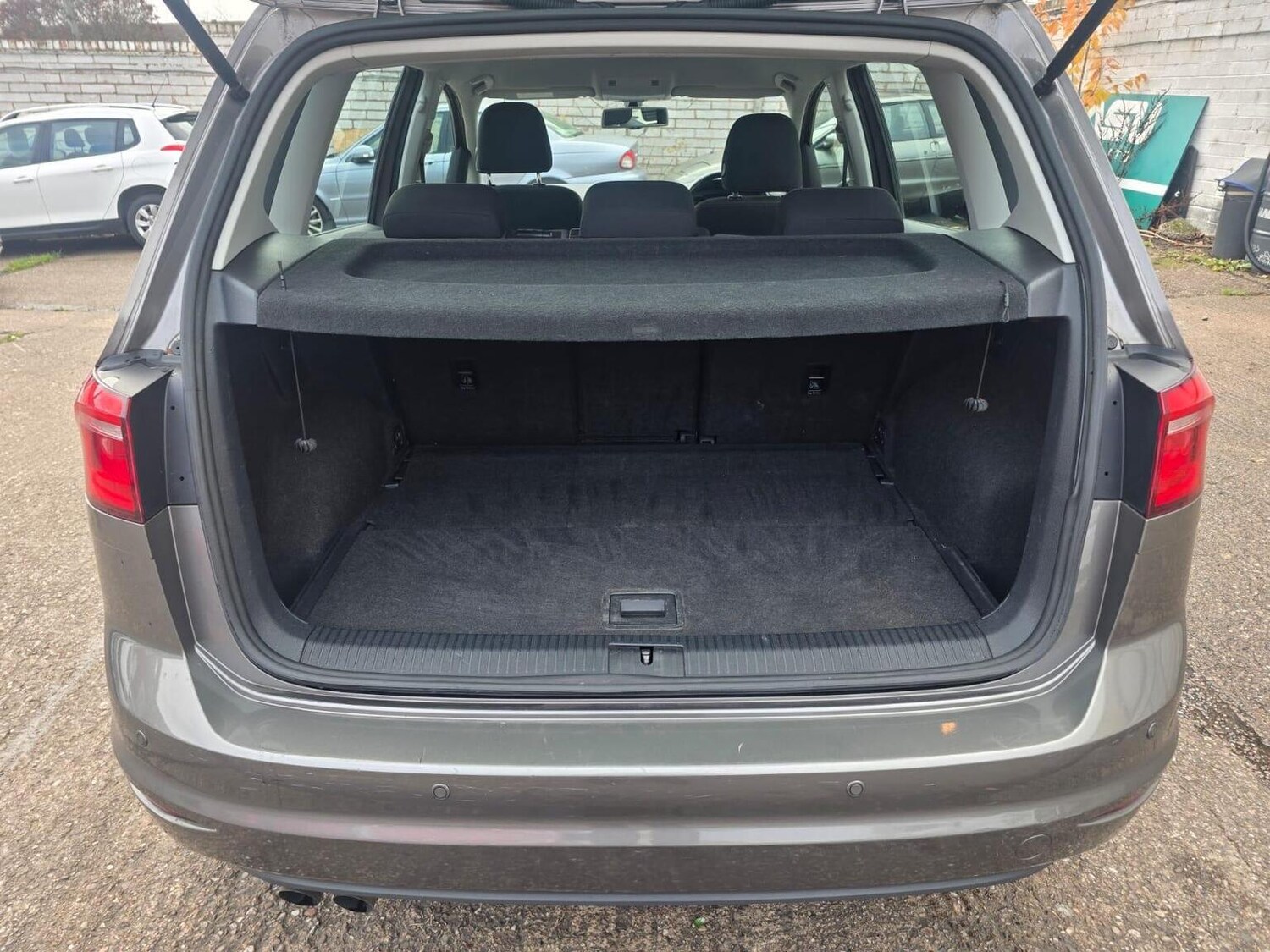 Used Volkswagen Golf SV 2014 for sale - 76730065: Photo 9