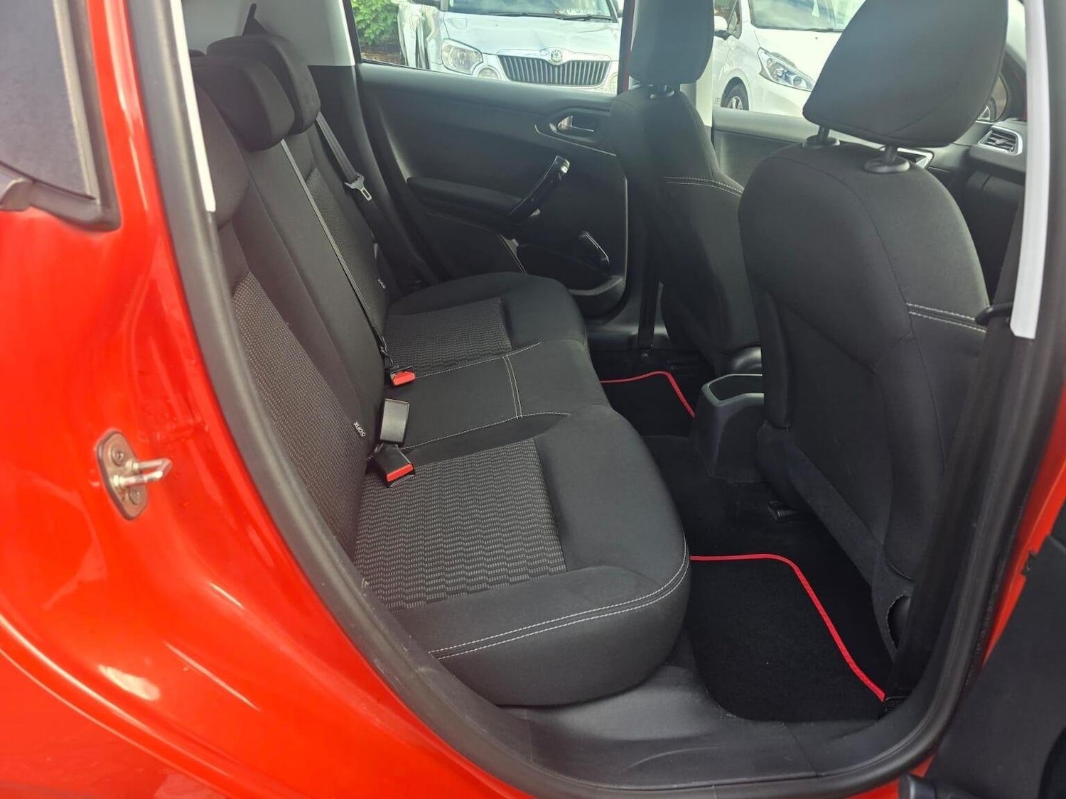 Used Peugeot 208 2015 for sale - 76730072: Photo 12