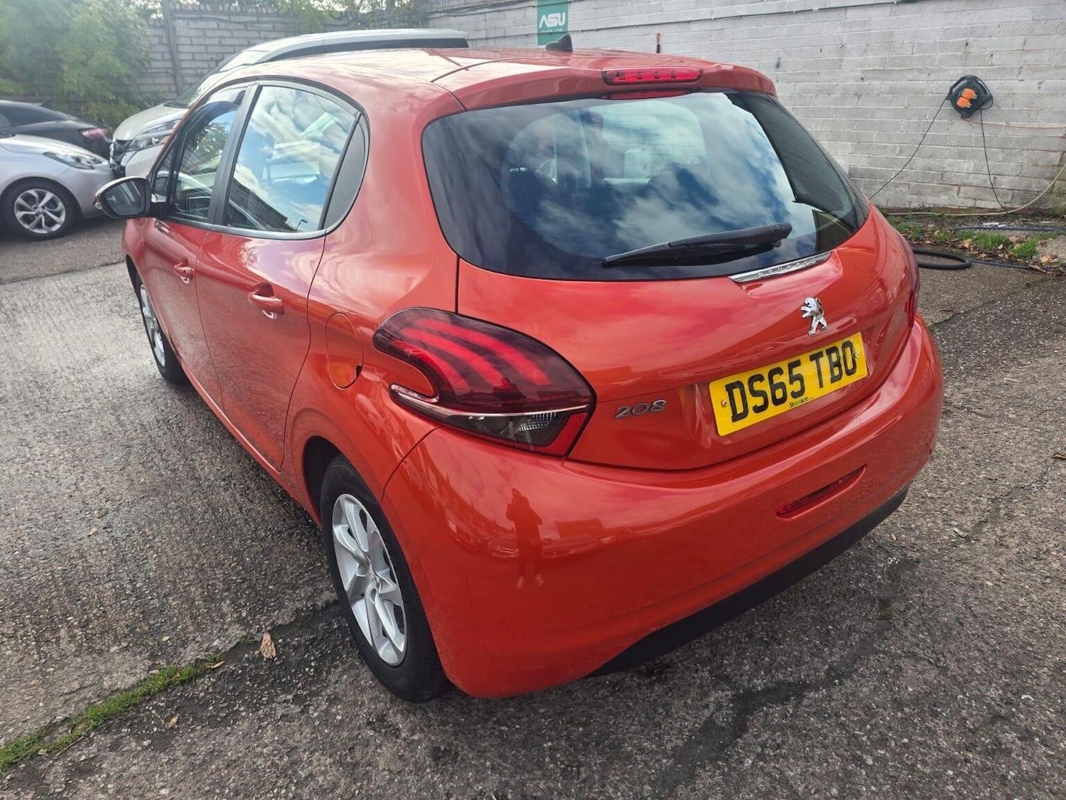 Used Peugeot 208 2015 for sale - 76730072: Photo 5