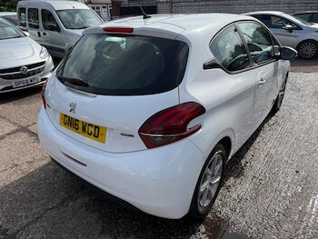 Used Peugeot 208 2016 for sale - 76730077: Photo
