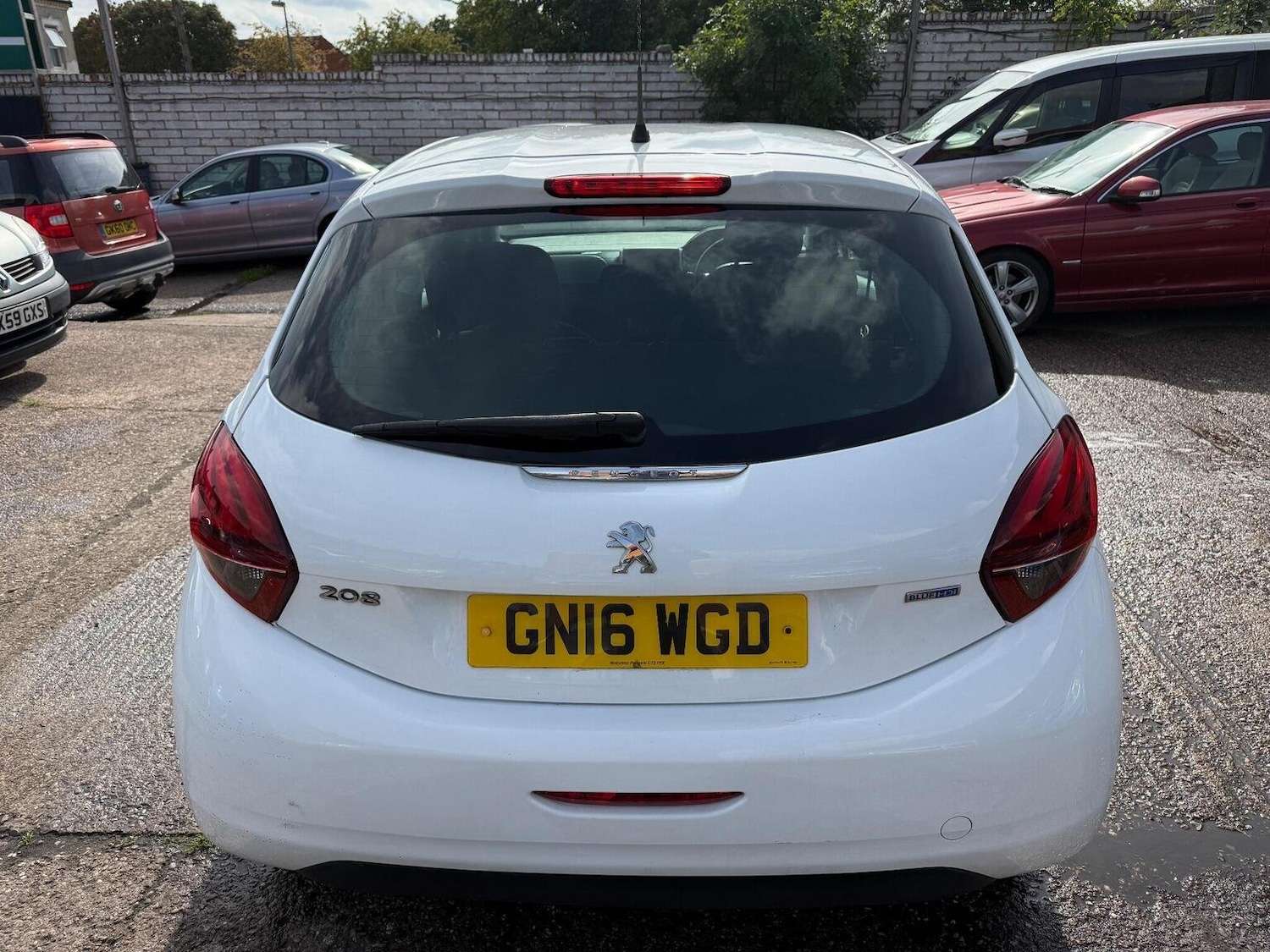 Used Peugeot 208 2016 for sale - 76730077: Photo 4