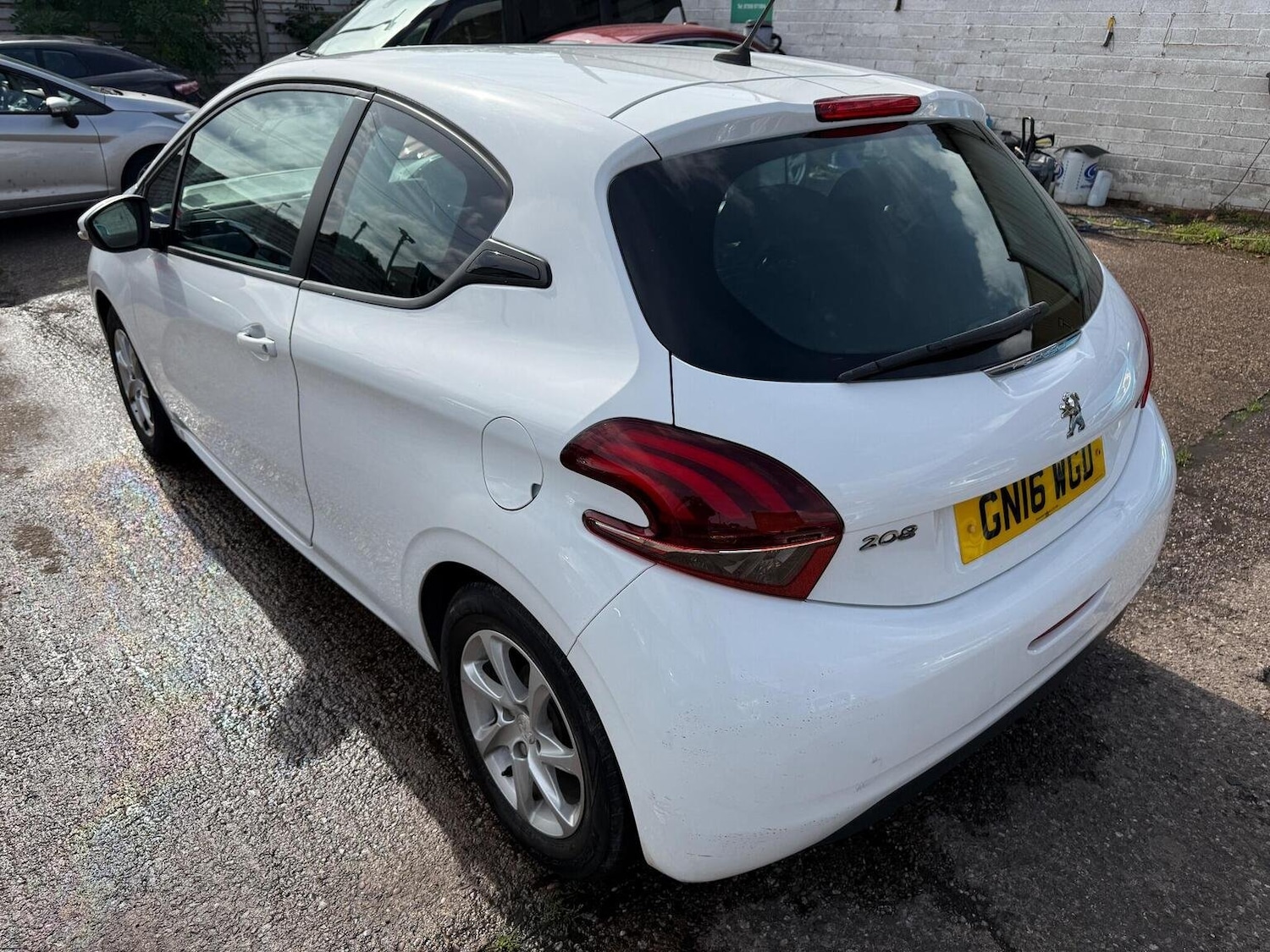 Used Peugeot 208 2016 for sale - 76730077: Photo 5