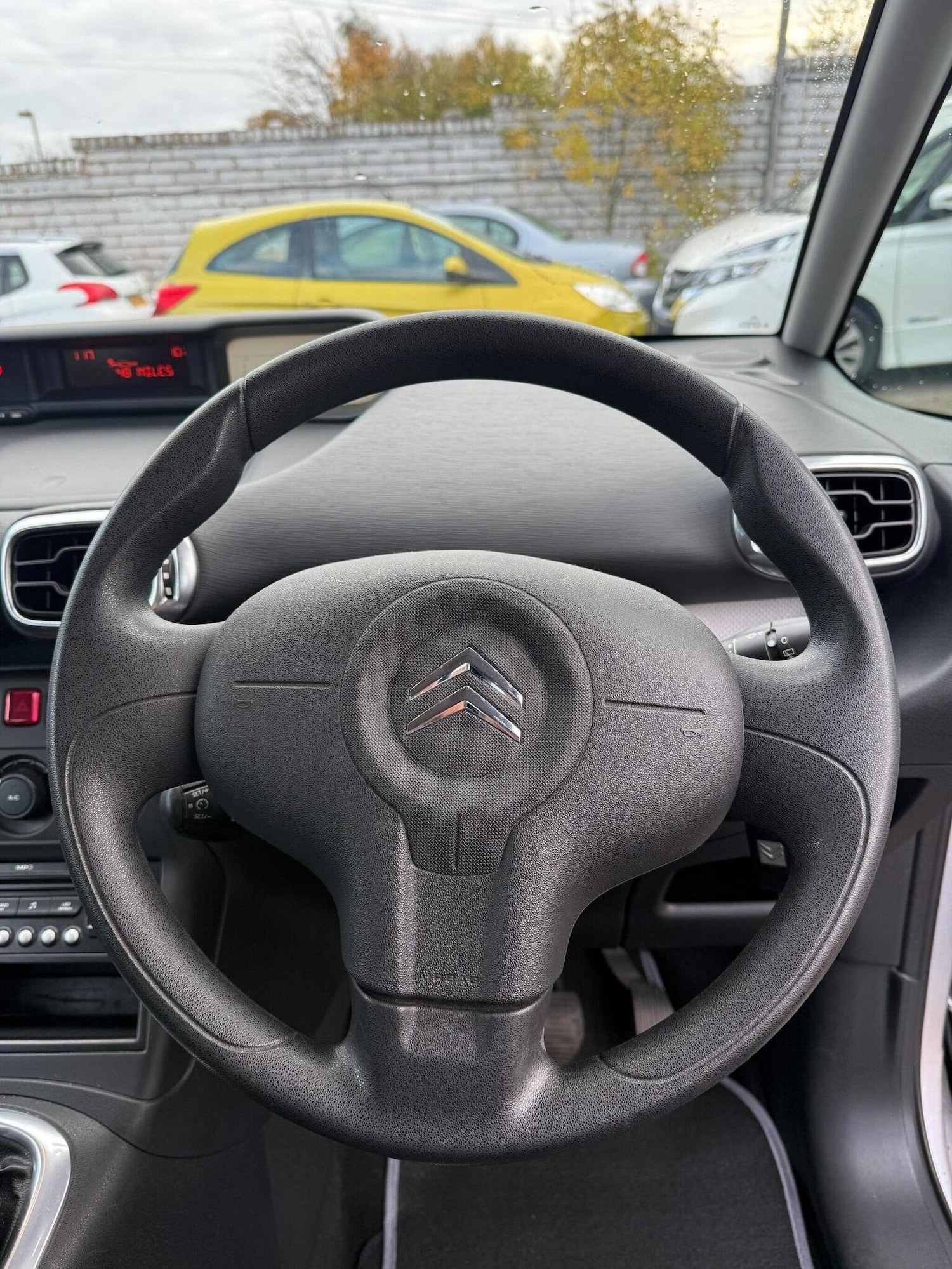 Used Citroen C3 Picasso 2009 for sale - 76730070: Photo 13