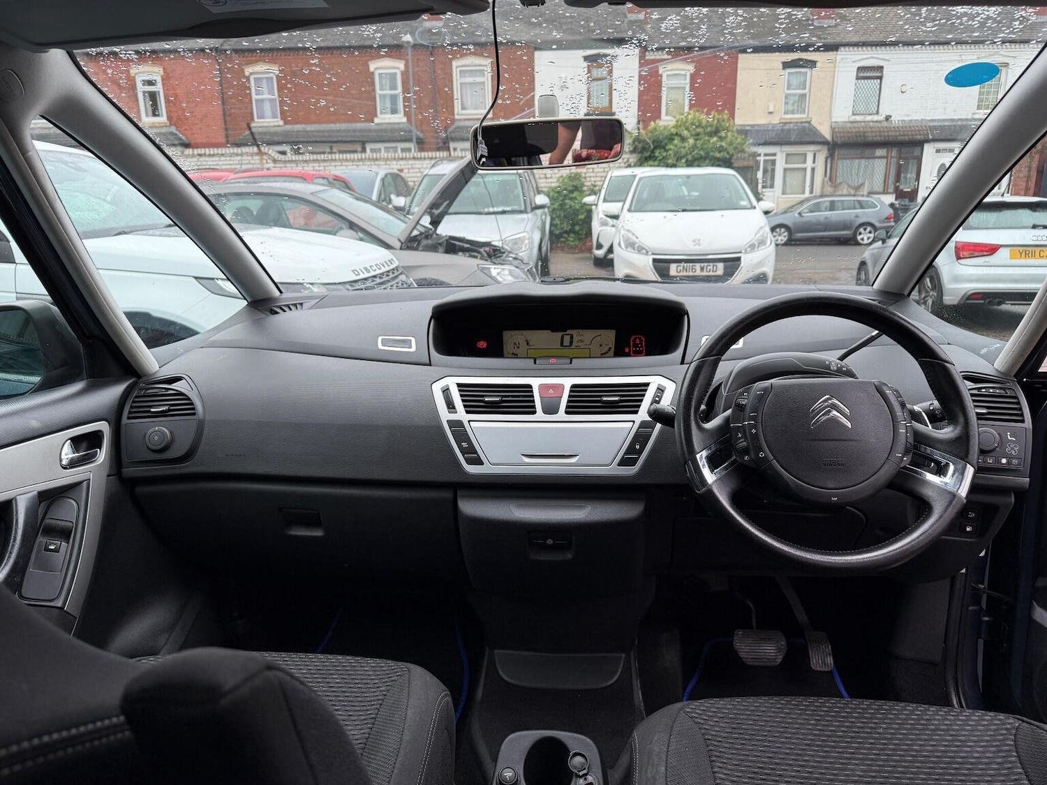 Used Citroen C4 Picasso 2011 for sale - 76730074: Photo 11