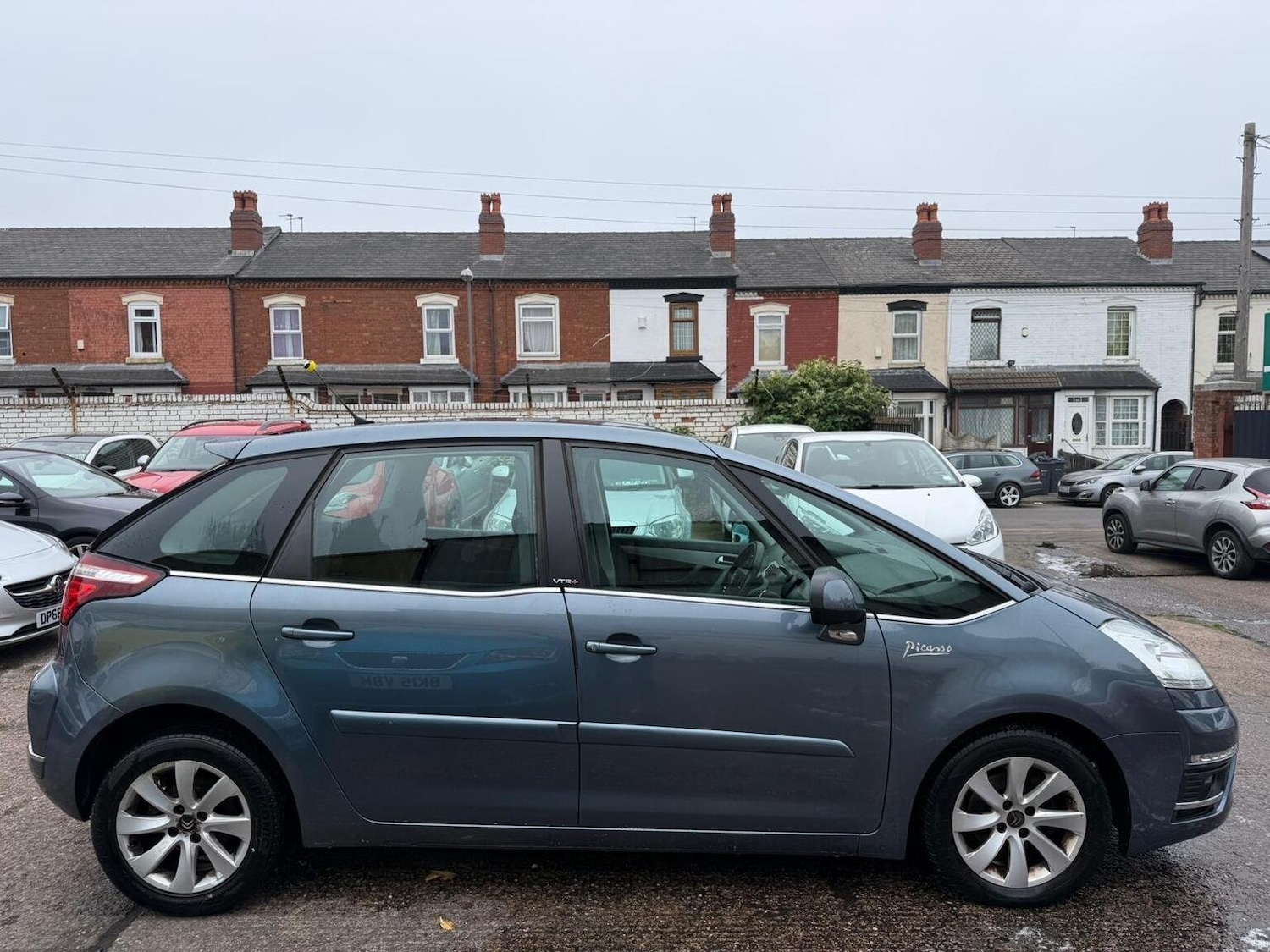 Used Citroen C4 Picasso 2011 for sale - 76730074: Photo 2