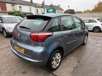 Used Citroen C4 Picasso 2011 for sale - 76730074: Photo