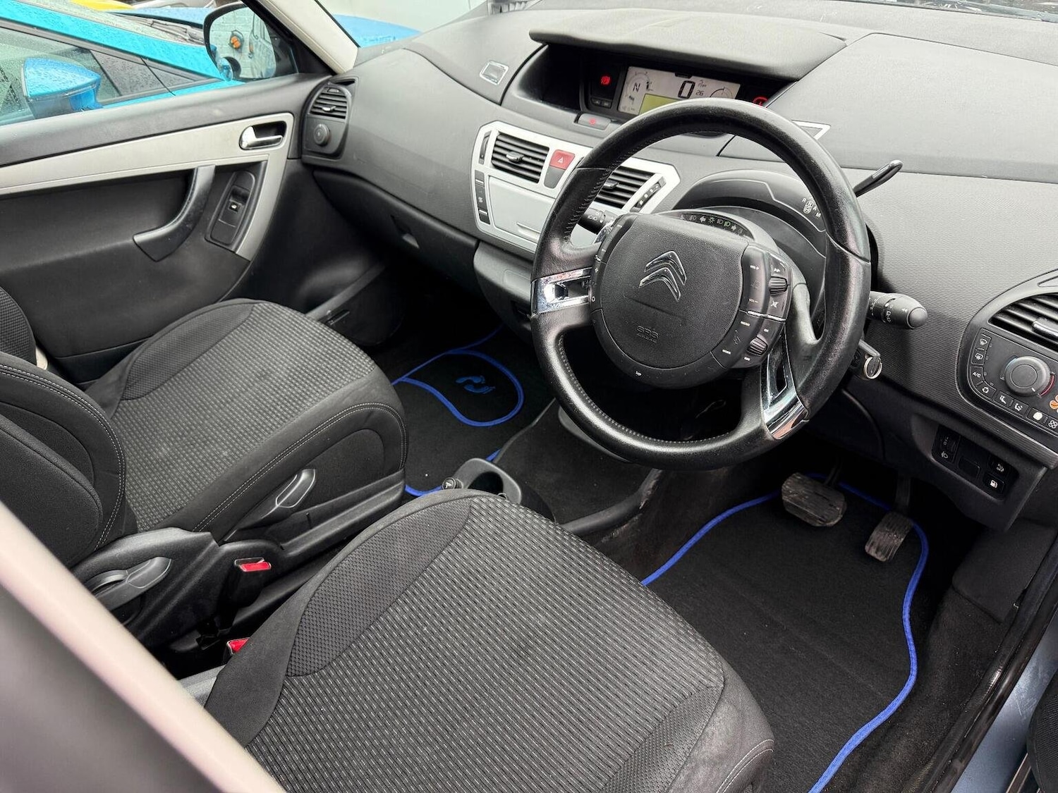 Used Citroen C4 Picasso 2011 for sale - 76730074: Photo 9