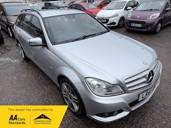 Used Mercedes-Benz C Class 2011 for sale - 77694255: Photo