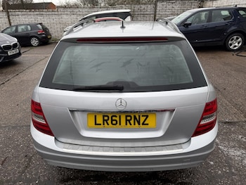 Used Mercedes-Benz C Class 2011 for sale - 77694255: Photo