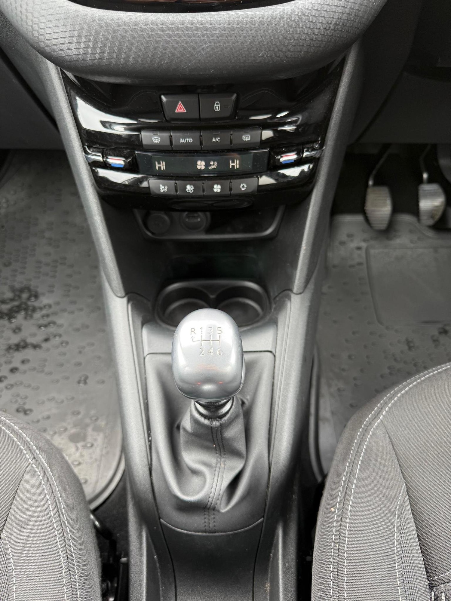 Used Peugeot 208 2019 for sale - 76730094: Photo 16